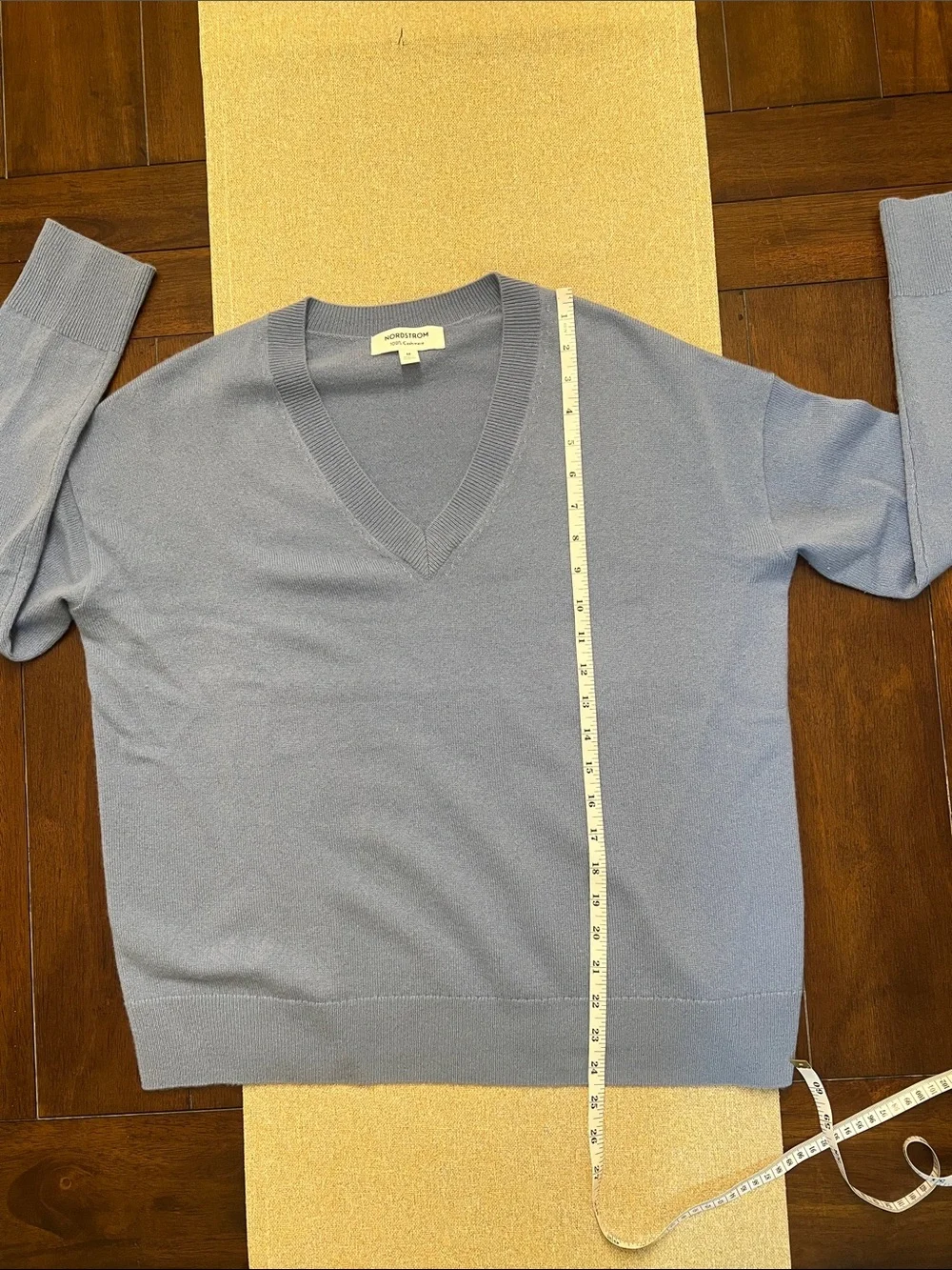 ❤️ Nordstrom Women’s V-Neck Cashmere Sweater in Light Blue